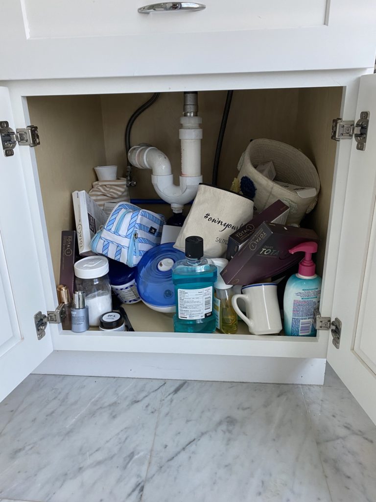 bathroom organization before